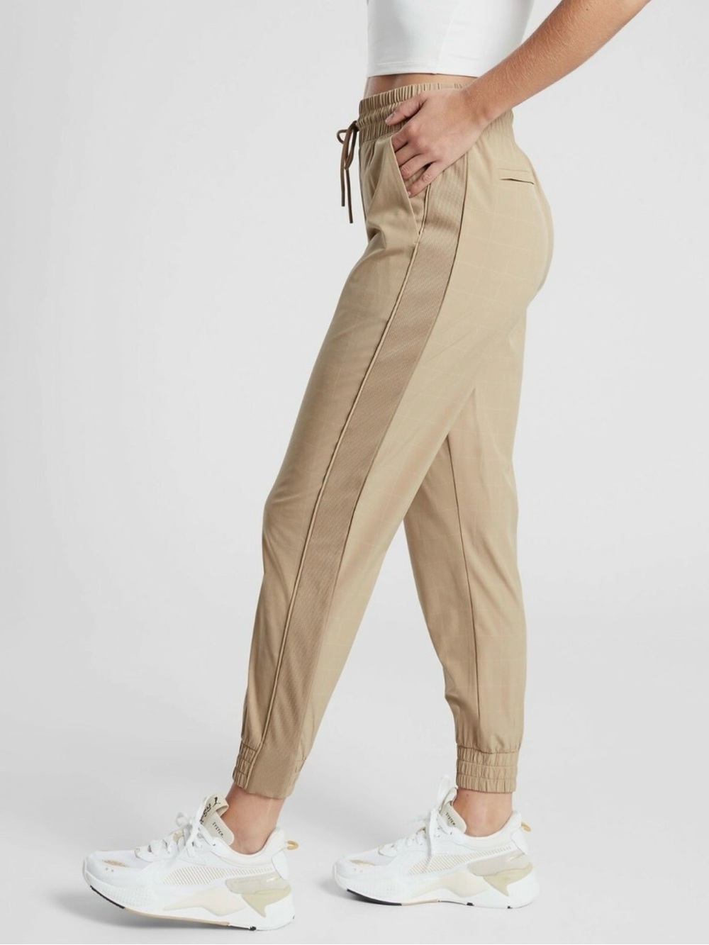 ATHLETA Brooklyn Textured Jogger Beige Windowpane Travel Pants Relaxed Fit Small